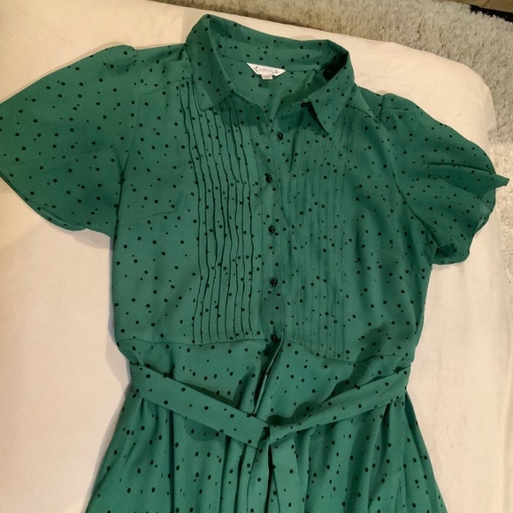 Nanette Lepore Dresses & Skirts - Nanette Lepore Polka Dot Dress Green/Black Sz 8 Women’s